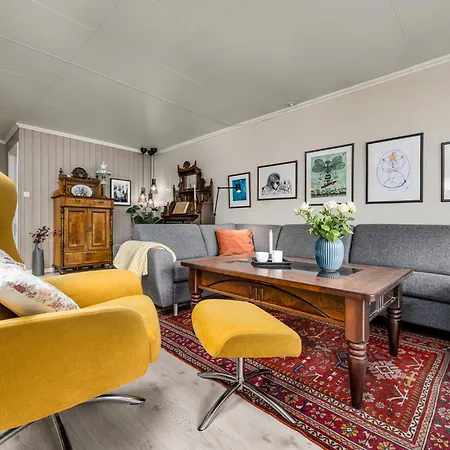 Panorama By Interhome *